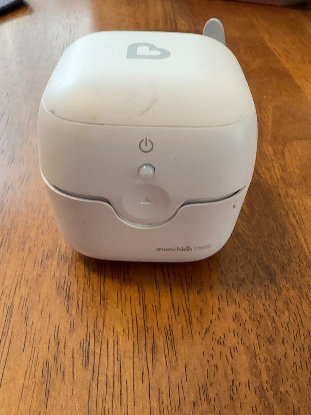 Munchkin 59S Mini Portable UV-C Sterilizer Pacifier Sanitizer White Travel